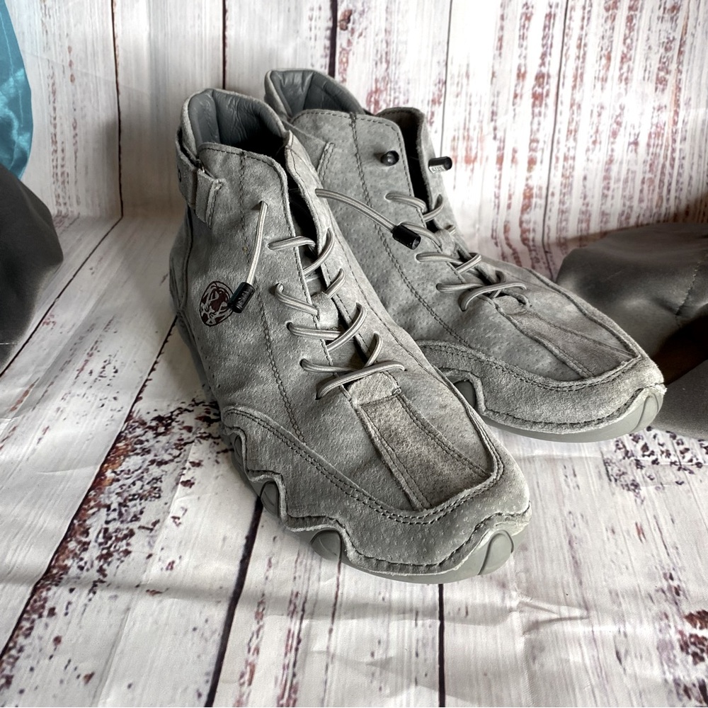 Stylish Gray Women's Shoes